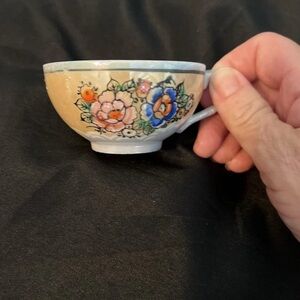 Beautiful Vintage Floral Tea Mug for Decor
